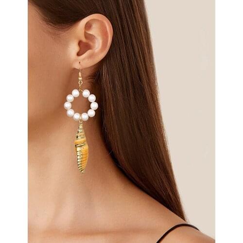 2020 Popular sale Bohemian Pearl Hoop earrings Sea Shell Earrings For Women Gold Color Round Geometric Drop Shell Earring