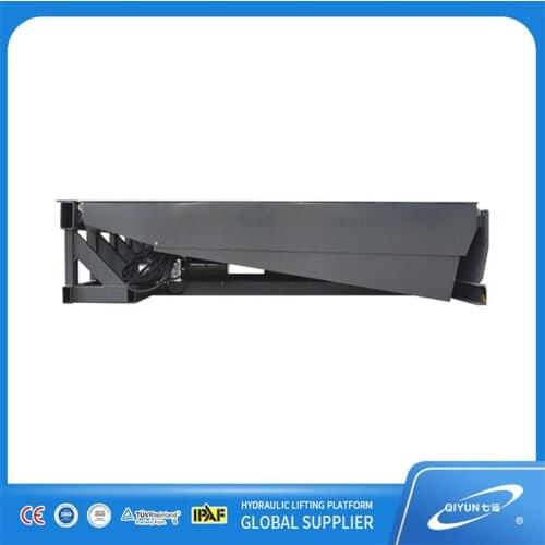 Qiyun Brand CE ISO Forklift Portable Steel Loading Steel Yard Ramp Hydraulic Dock Leveler for Warehouse