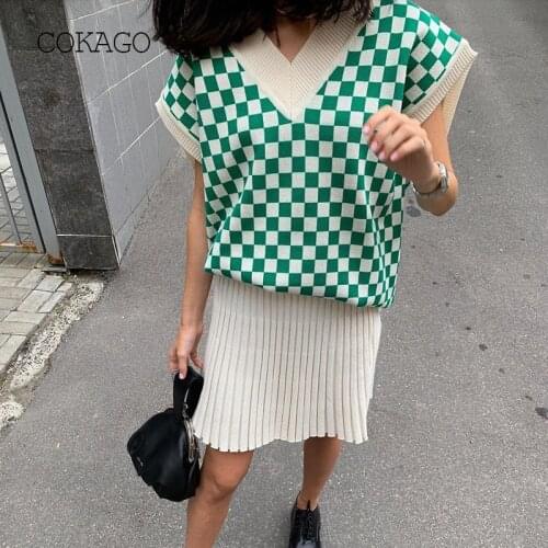 COKAGO Checkerboard Plaid Knitted Vest Sweater Ladies Fashion Oversized V-Neck Sleeveless Side Vents Female Waistcoat Chic Tops