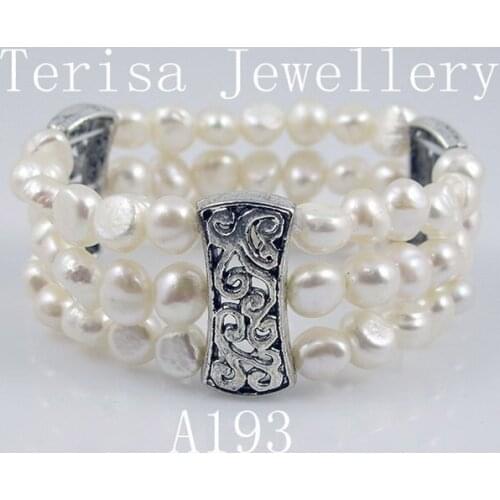 New Free Shipping A193#, Grade AAA.New Color Natural Fresh Water Pearl Bracelet.Size:7-8mm.Length:18cm.3 Rows.Elastic Bracelet