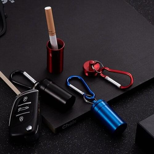 Creative zinc alloy ashtray personality keychain mini portable anti-fall metal ashtray cigarette accessory