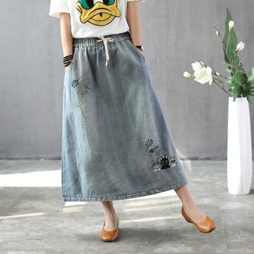 Womens Ripped Vintage Long Denim Skirts Plus Size Cartoon Embroidery Elastic High Waist Elegant Casual Female Maxi Skirts Jeans