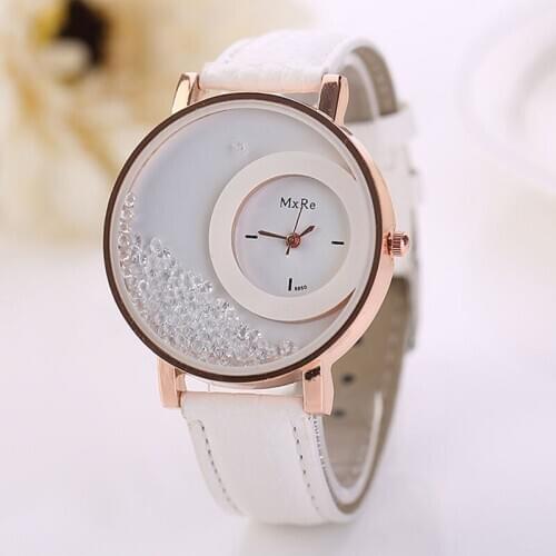 2020 New Fashion Watches Women Leather Band Round Quicksand Rhinestone Dial Quartz Bracelet Wristwatch relogio feminino Clock 40