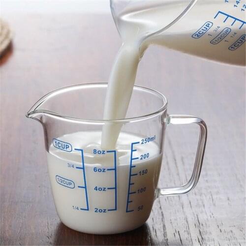 250/500ml Glass Measuring Cup Heat Resistant Milk Jug with Scale and Lid Creative Microwave Safe Tea Coffee Pitcher Baking Tools