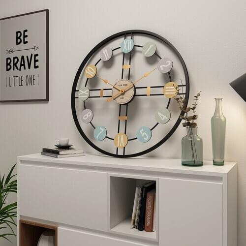 European Roman Numeral Wall Clock Large Luxury Wall Clocks Modern Design 3D Retro Nordic Wall Watch Bar Cafe Living Room Decor