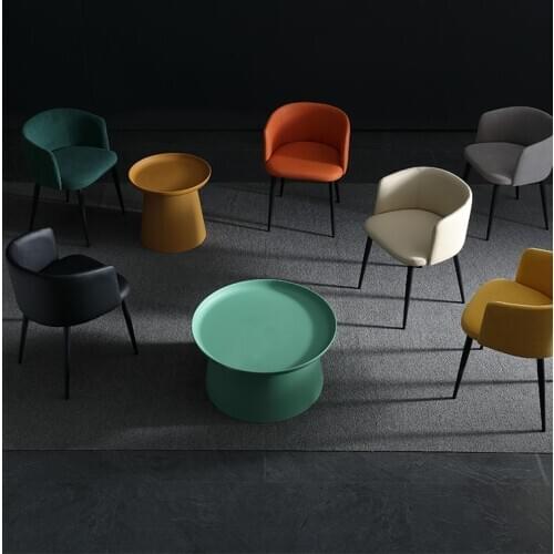 Louis Fashion Italian Minimalist Dining Chair Designer Ballet Chair with Nordic Fabric Light Luxurious Dining Table and Chair