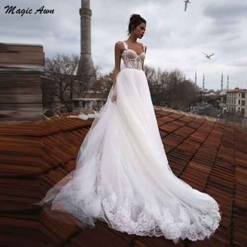 Magic Awn Modest Lace Tulle Wedding Dresses Boho Appliques Spaghetti Straps Illusion A-Line Beach Mariage Gowns Vestidos Boda
