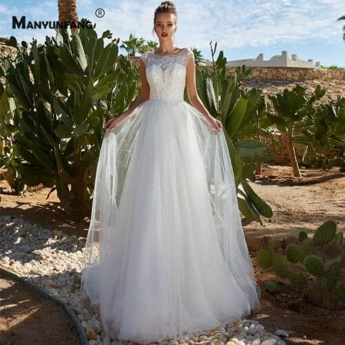 2021 New Arrival O-Neck Embroidery Appliques Tulle Court Train Bridal Ball Gown Elegant Cap Sleeve Button Back Wedding Dress