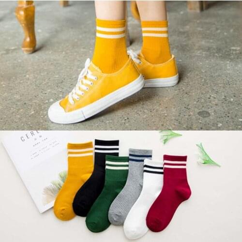 Funny Cute Japanese High School Girls Cotton Loose Striped Crew Socks Colorful Women Sox Harajuku Designer Retro Yellow White