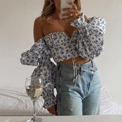 Womens Vintage Floral Printed Long Flare Sleeve Tops Square Neck T-shirt Casual Shirts Top