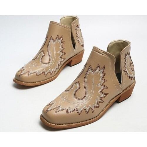 2021 autumn and winter casual womens shoes western cowboy Chelsea shoes large size womens boots set low heel ankle boots