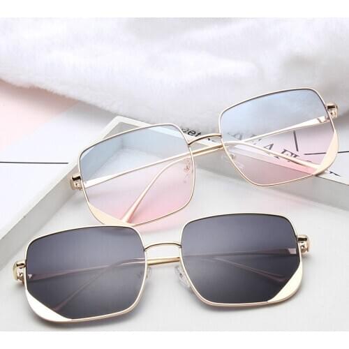 New Luxury Square Sunglasses Women Men Retro Brand Designer Metal Frame Sun Glasses Female Outdoor Fashion Shades Eyewear UV400