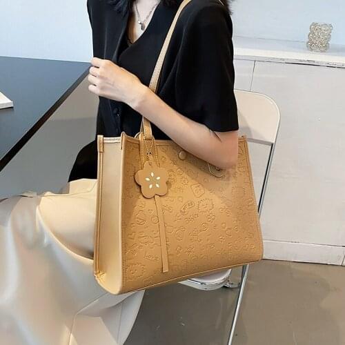High Quality Ladies Handbags Casual Large Shoulder Bag Simple Embossed Crossbag Excellent Pu Leather Messenger Bags