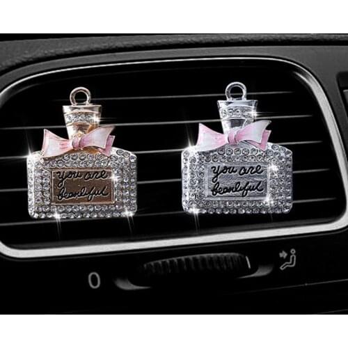 Creative Diamond Perfume Bottle Car Air Conditioning Outlet Freshener Perfume Auto Interior Decoration Accessories Air Flavoring