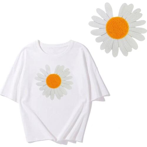 Sunflower Daisy Flower Embroidered Iron on Patches for Clothes Stickers Badge 10 pieces