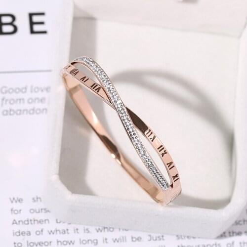 YUN RUO 2019 Classic Fashion Crystal Roman Numerals Bangle Rose Gold Color Women Birthday Gift Titanium Steel Jewelry Not Fade