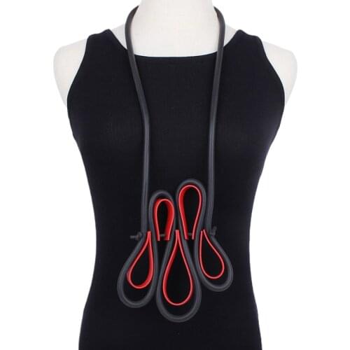 New Punk Red Yellow Leather Rubber Pendant Long Necklace Ladies Elegant Decorative Necklace Current Ladies Jewelry