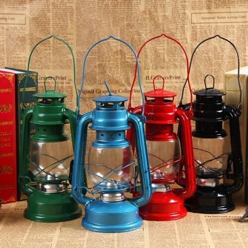 Vintage LED Camping Lantern Portable Outdoor Kerosene Lantern Hurricane Oil Lamp Emergency LED Lamp Light Battery Operated