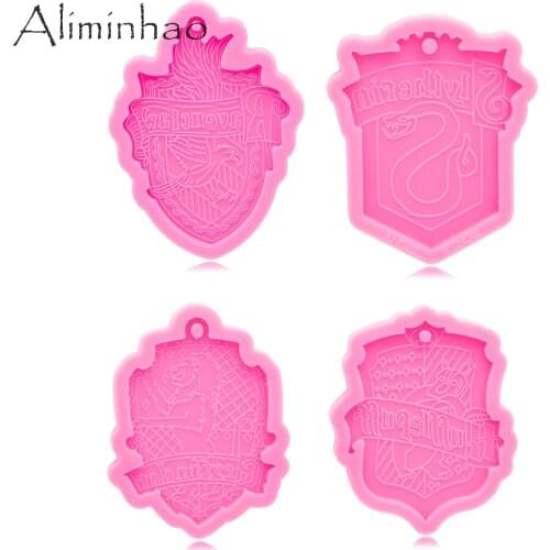 DY0797 Super Glossy Snake Resin Mold, Mould Craft Keychain, Silicone Mold For Epoxy Resin Jewellery Making