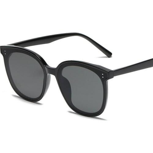 2020 Fashion Brand Designer Rivet Sun Glasses Light weight Driving Sunglasses for Women Men Round UV400 Lens Travel Sunglasses