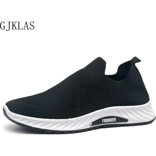 New Casual Shoes Men Slip on Sock Shoes Breathable Light Men Sneakers Men Walking Shoe Running Trainers Sneakers Male Loafers