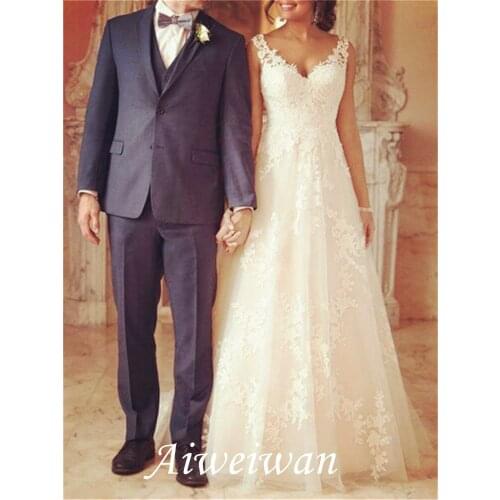 A-Line V-Neck Sleeveless Appliques Button Plus Size Wedding Dress 2021