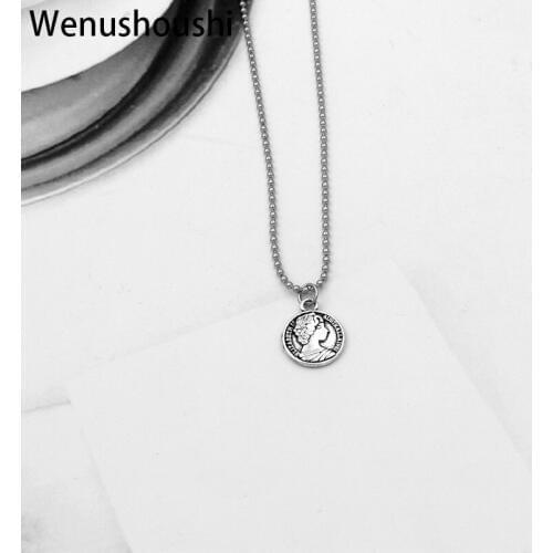 Size 1.3*1.6*0.1cm vintage queen coin charm jewelry Elizabeth beauty pendant necklaces women cute gifts drop ship di009