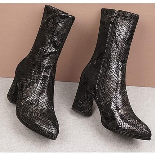 Woman European Style Snake Pattern Middle-tube Boots Plus Size Ladies Shoes Warm-keeping Autumn Winter Womens Square Heel Boots