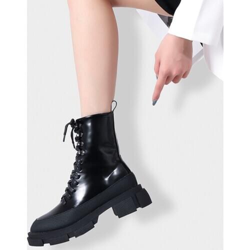 Of 2020 new thick bottom round head Martin boots shoes fashion with han edition Victoria song with low tube short boots
