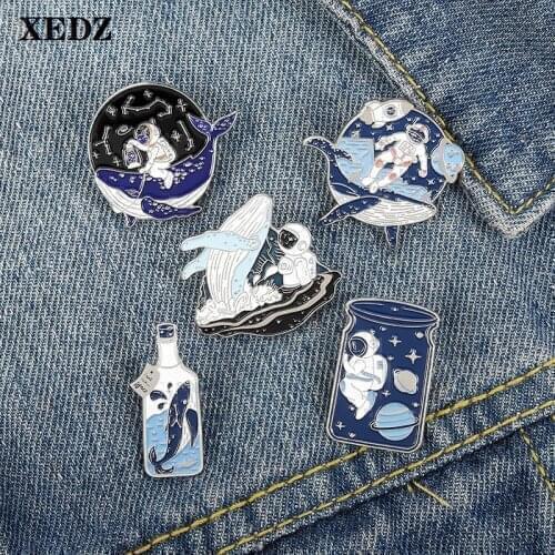 Hot sale new starry sky alien series metal enamel pin whale astronaut wish bottle star punk bag brooch romantic gift for lover