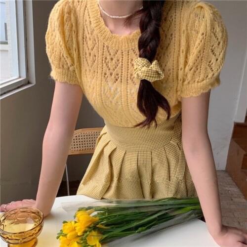 Korean Version of the French Retro Gentle Short-sleeved Hollow Mohair Sweater Playful Puff Sleeve Thin Top