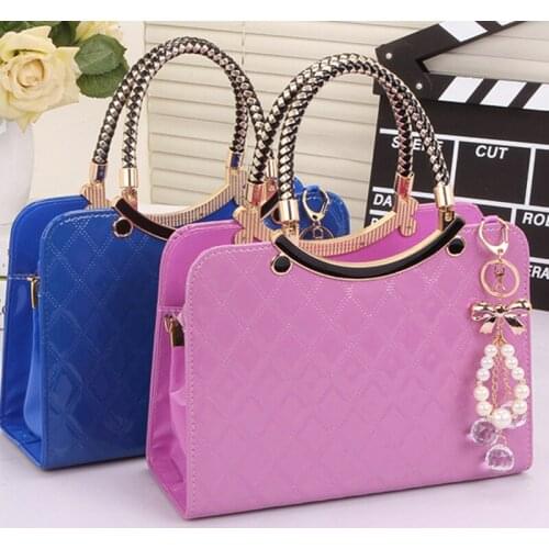 Women PU Handbag With Hanging Ornament Elegant Black Hard Design Top-handle Adjustable Strap Shoulder Bag With High Quality