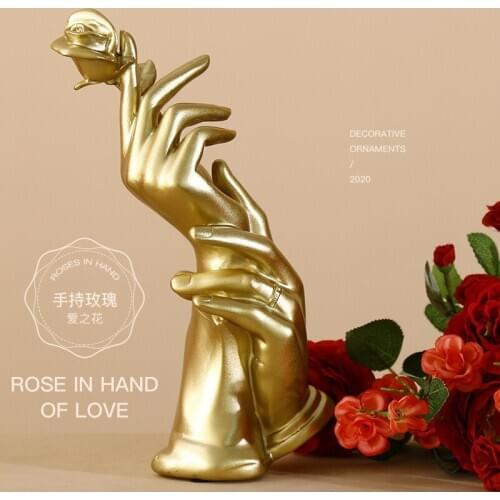 Nordic Resin Statue for Decoration Resin Sculpture Ornament Abstract Statues Sculpture Modern Crafts Jewelry Display Love Rose