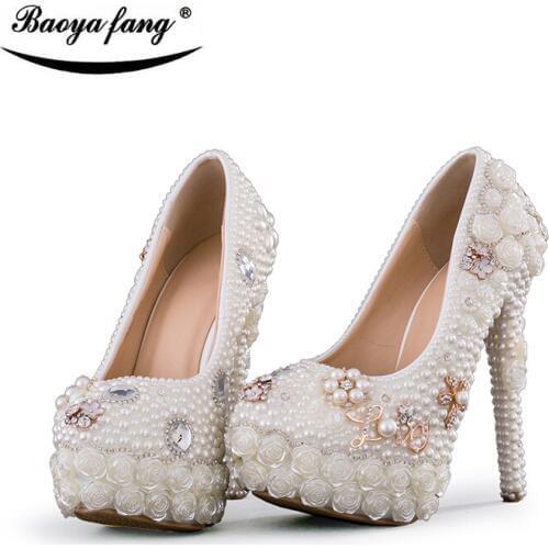 New Luxury Wedding shoes women high heels platform shoes woman round toe performance stage shoes Beige Pearl big size high Pumps