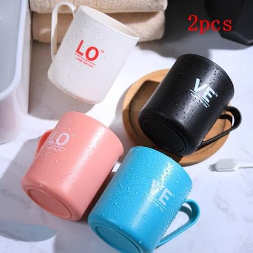 2pcs LOVE Round Toothbrush Cup Personalized Couple Wash Cup With Handle Anti-pressure Anti-skid And Drop-resistant Mouthwash Mug