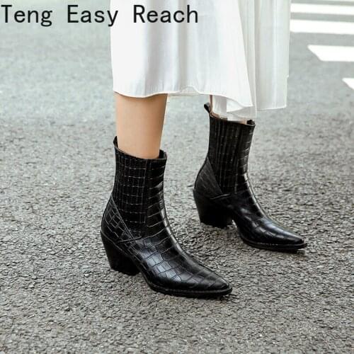 Fashion Embossed Microfiber Leather Women Ankle Boots Pointed Toe Western Cowboy Boots Women Mid-calf Brand Chunky Wedges Botas