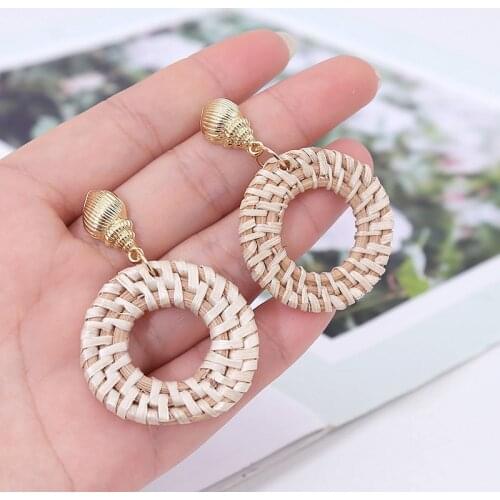 WYBU Fashion Handmade Straw Woven Wooden Vine Rattan Earrings For Women Boho Resin Crystal Flower Drop Earring Gift