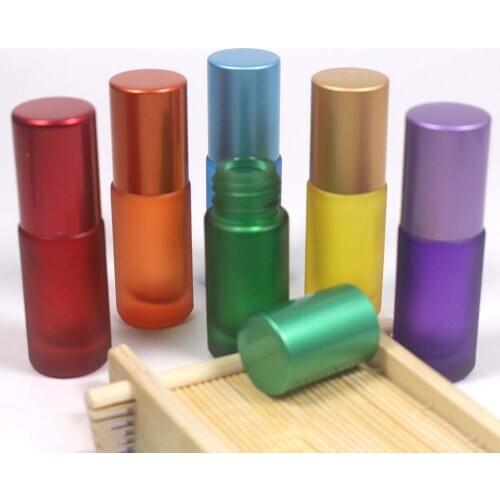 Beautiful mini 5ml glass perfume bottle with roller ball