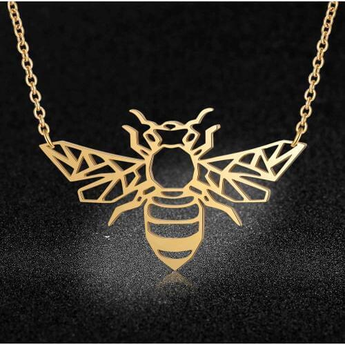Super Quality Dragonfly Necklace 100% Stainless Steel Unicorn Horse Pendant Necklaces for Women Female Wolf Bee Fashion Jewelry
