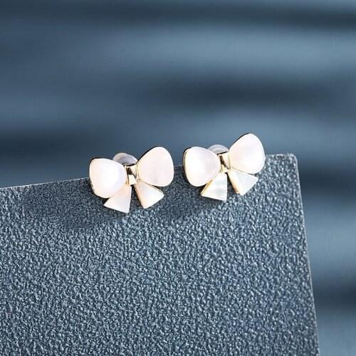 Korean Lovely Gold Color Bowknot Earring Stud Girl Copper and Shell Jewelry Accessories Wedding Earrings for Mothers Day Gift