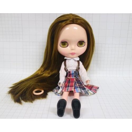 Selling dolls,(RGS 744)