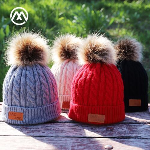 Solid color childrens knitted cotton hats warm pompoms loose caps boys and girls general autumn and winter ski Beanies Skullies