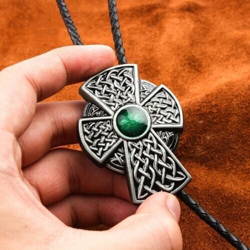 Vintage Western Cowboy Mens BOLO Tie Slide Clip Net Cross Middle Green Stone PU Leather Rope