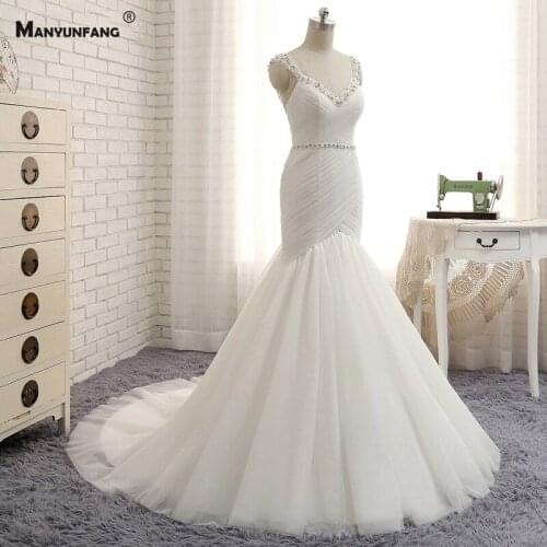 High-End V-Neck Diamond Court Train Mermaid Wedding Dress for Women 2021 New Arrival Lace Up Back Sleeveless Bridal Gown