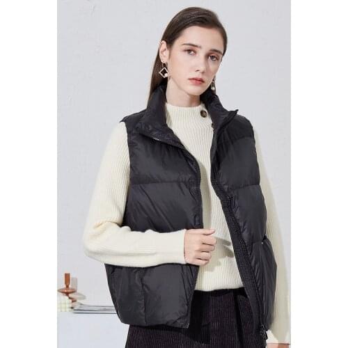 2021 New Spring Ultra Light White Duck Down Vest Women Windproof Lightweight Gilet Female Warm Stand Collar Waistcoat Sleeveless