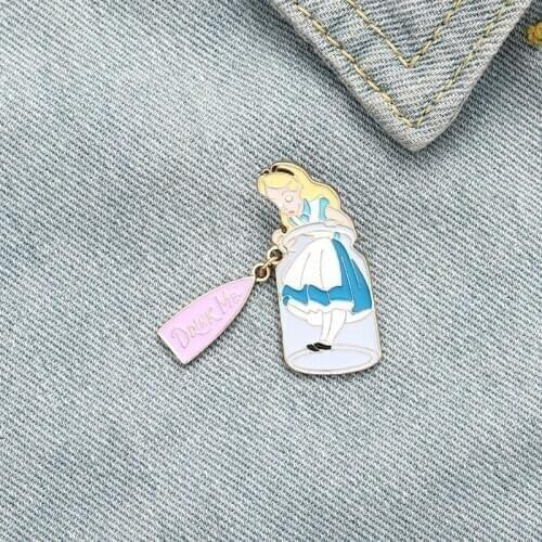 Fashion Cartoon Animation Princess Alloy Brooch Ins Tide Creative Personality Drink Me Water Bottle Badge Clothing Accessories