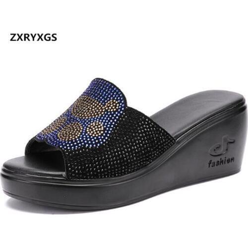 New Cowhide Rhinestones Shoes Summer Women Sandals Comfortable Wedges Women Fashion Slippers 2019 Famous Summer Leather Sandals