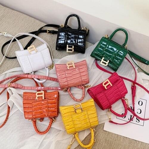 OEMG Women's Small Clutches