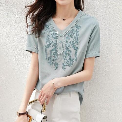 2021 summer new light national literature temperament charming V-neck shirt womens embroidered heavy craft top