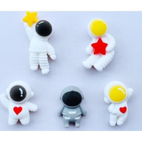 10 PCS New Cute Resin Mini Cartoon Astronaut Flat Back Bow Hair Scrapbook Kawai DIY Decoration Accessories B29